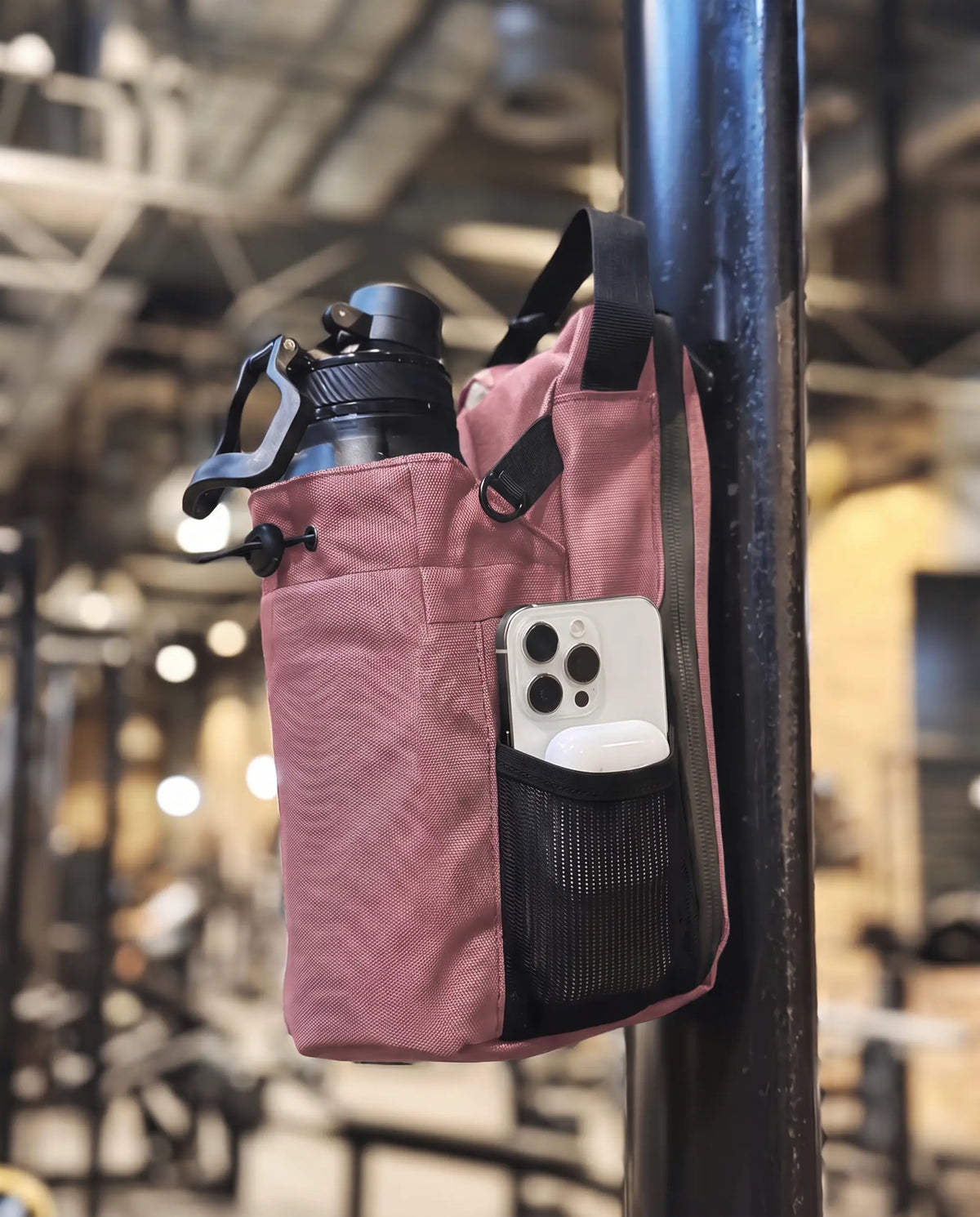 GRNDLESS Magnetic Gym Bag