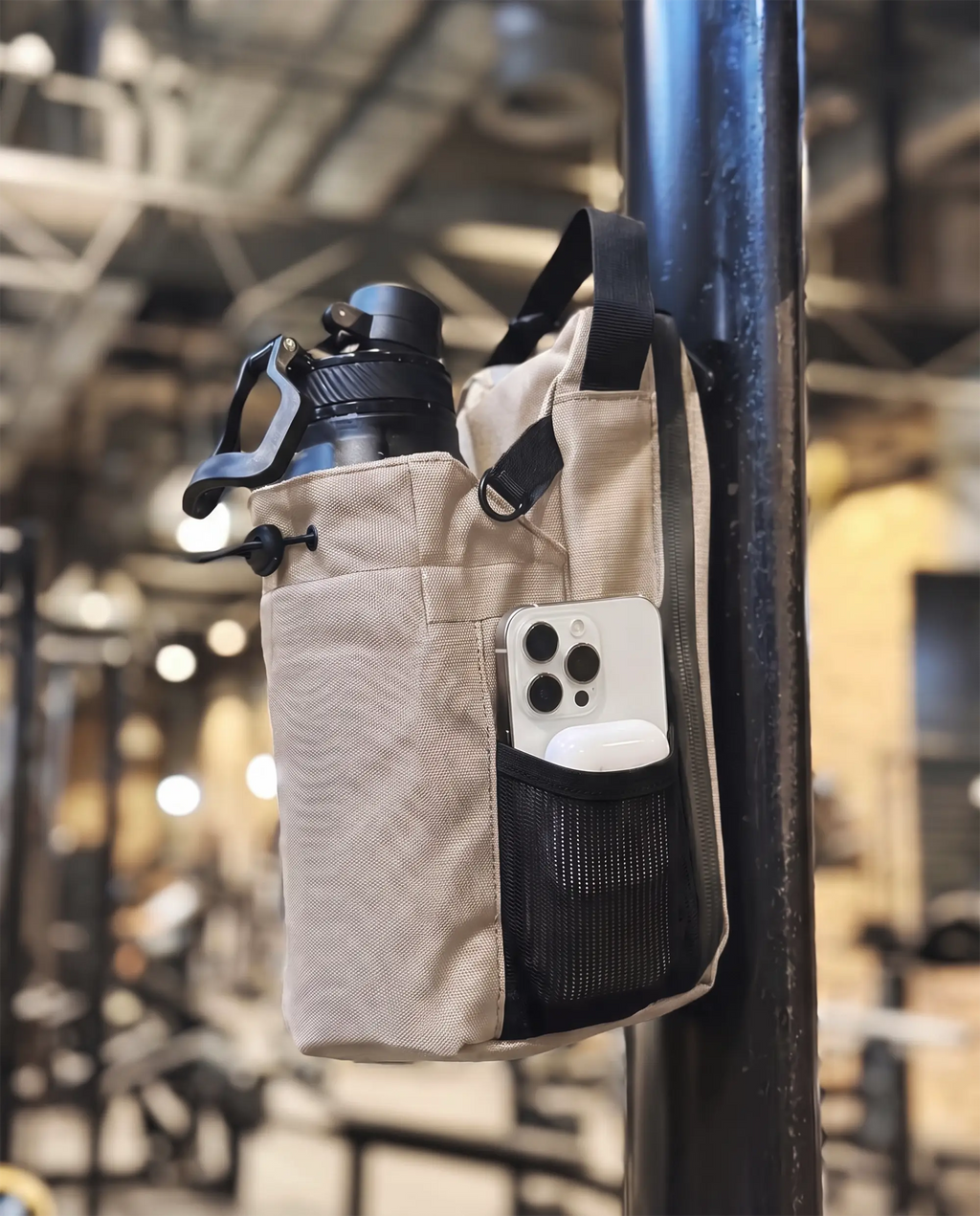 GRNDLESS Magnetic Gym Bag